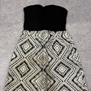Light weight strapless dress